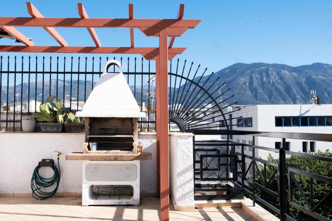 The Home Sweet Home - Family Friendly 2 Floor Apartment Kalamata Esterno foto
